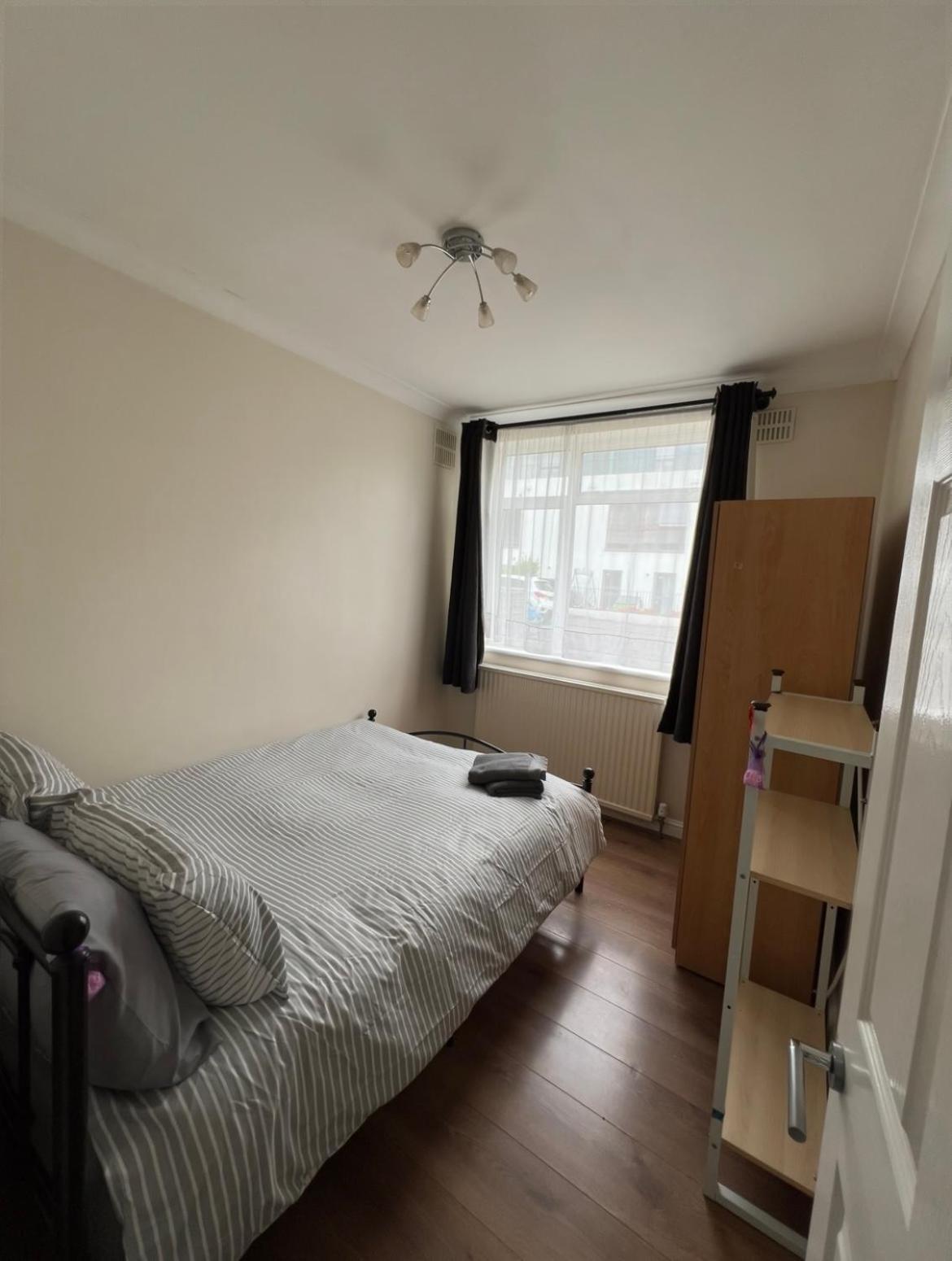20Mins To Bakerst, Harry Potter & Wembley Stadium! Apartment Northwood  Luaran gambar